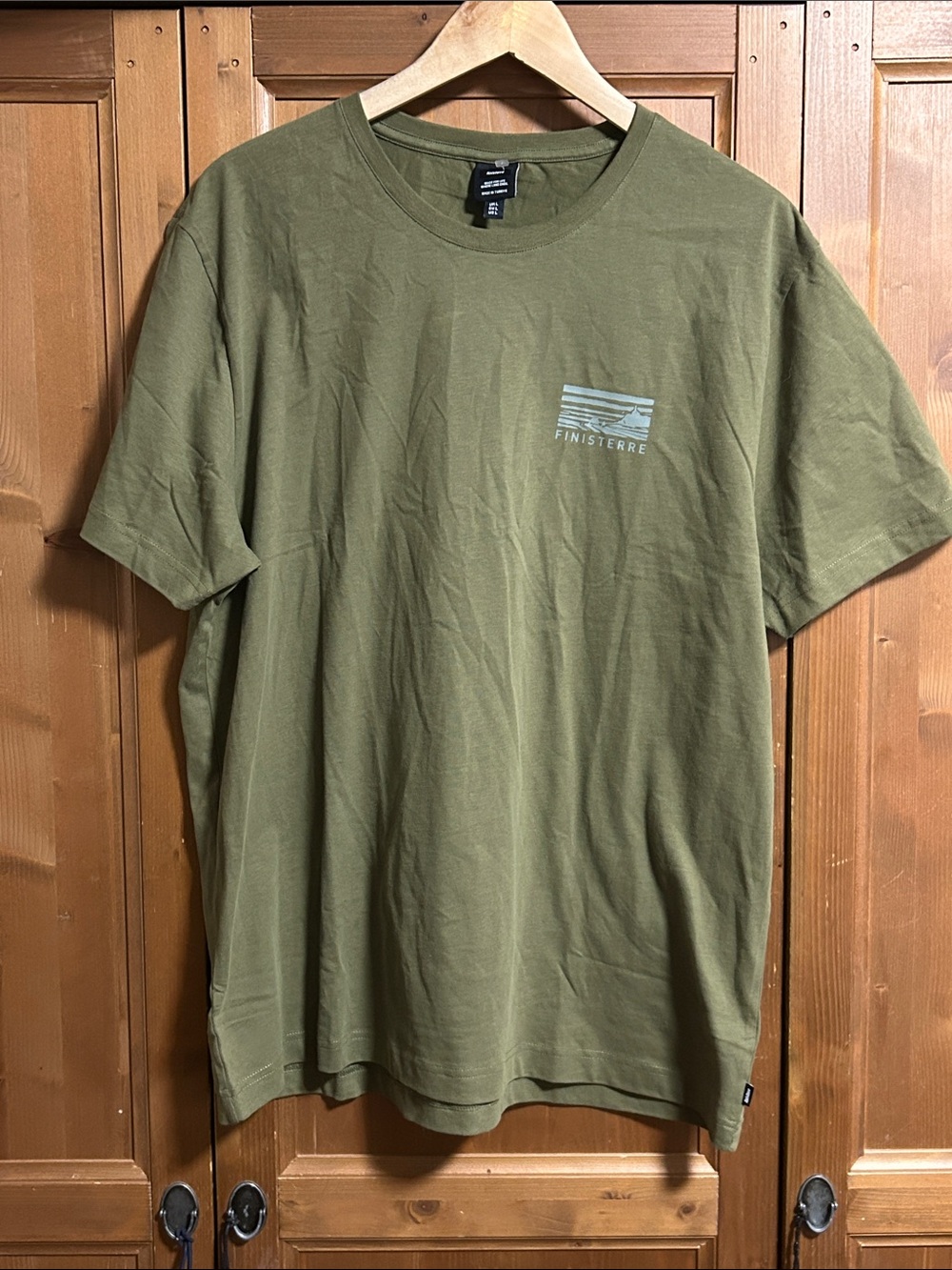 Finisterre Cape T-Shirt - Men's Short-Sleeve Large
